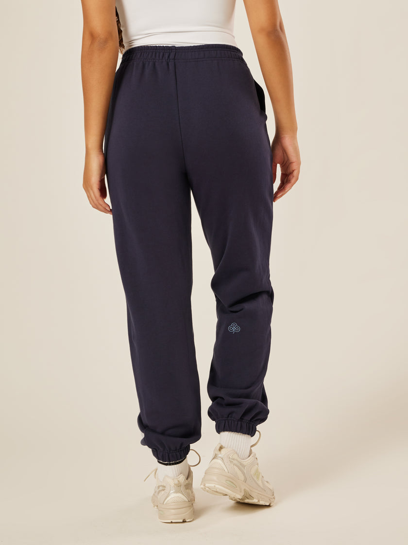 Varsity Athletica Sweatpants - Midnight