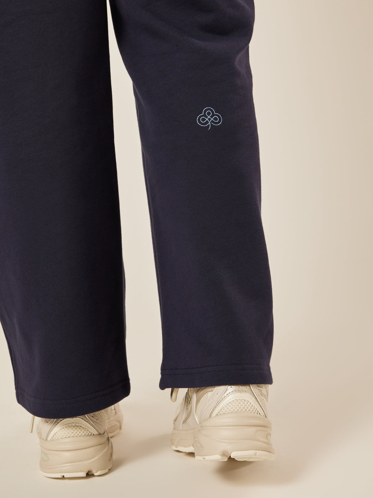 Varsity Athletica Wide-Leg Pants - Midnight | Beathletica Activewear