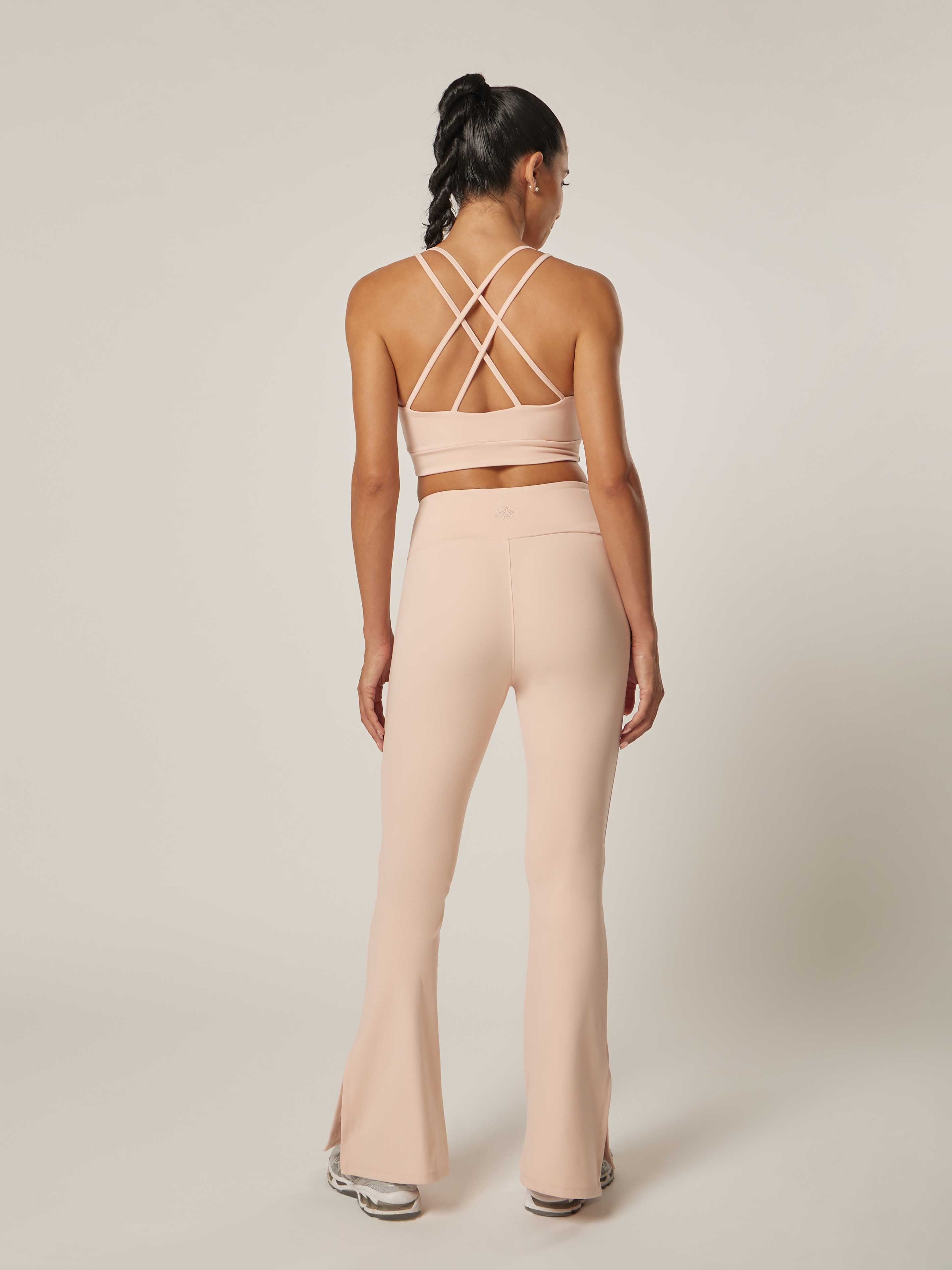 Core Sports Bra - Peach Whip