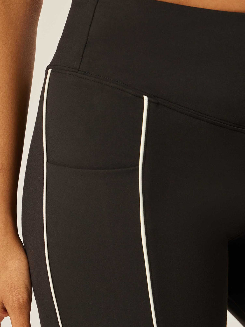 Core Flexibility Piped Leggings - Black