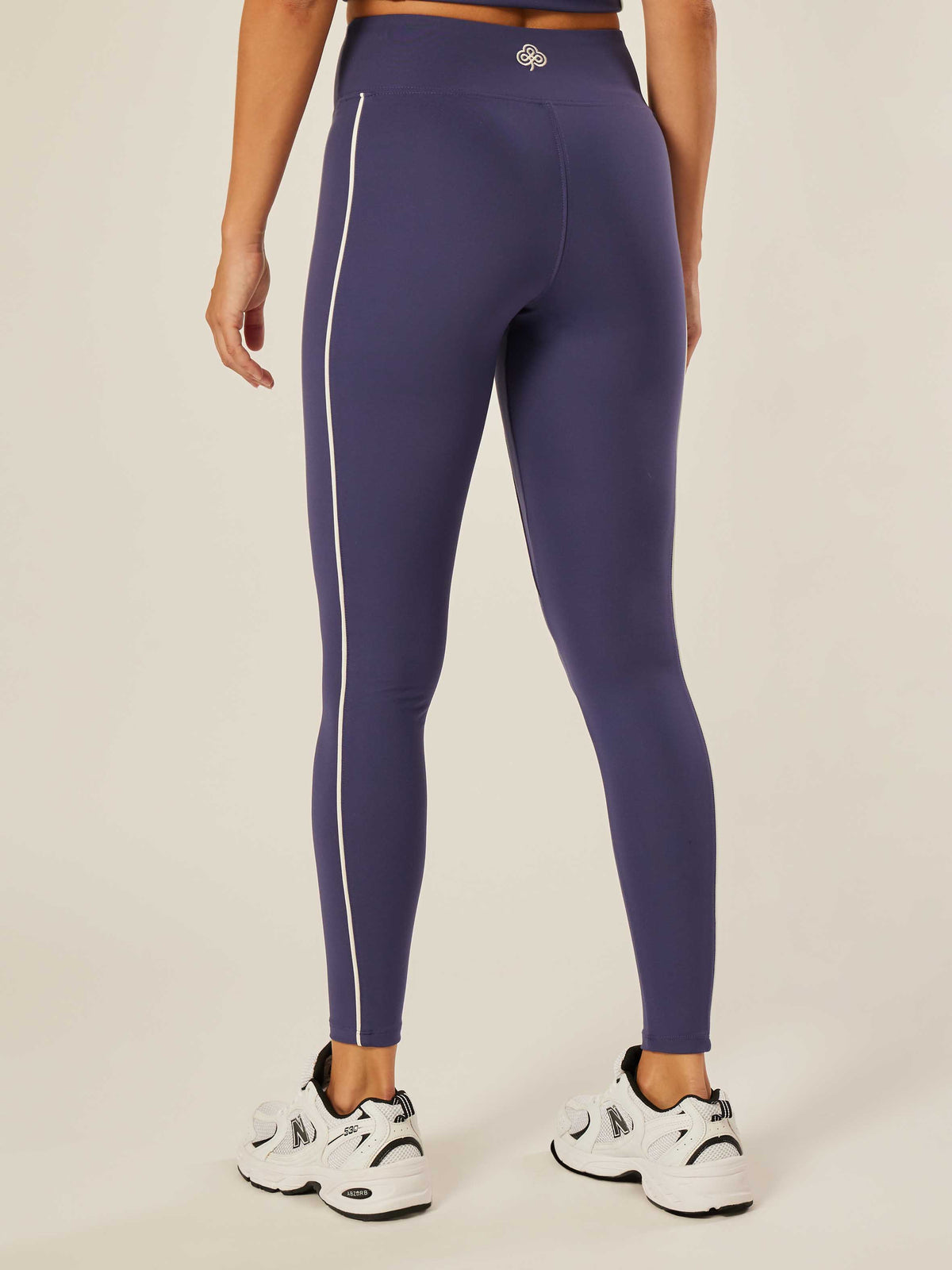 Core Flexibility Piped Leggings - Patriot Blue | Beathletica Activewear