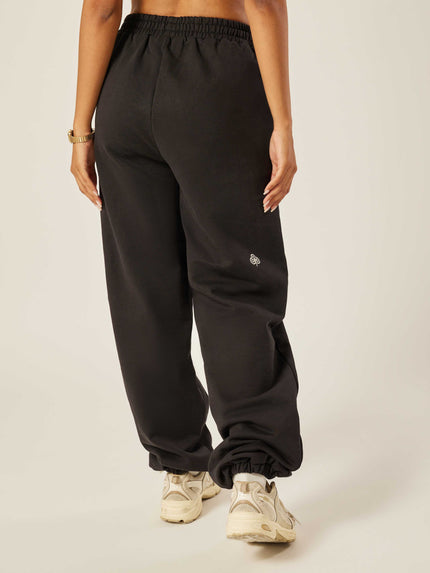 Born to Serve Aces Sweatpants - Black