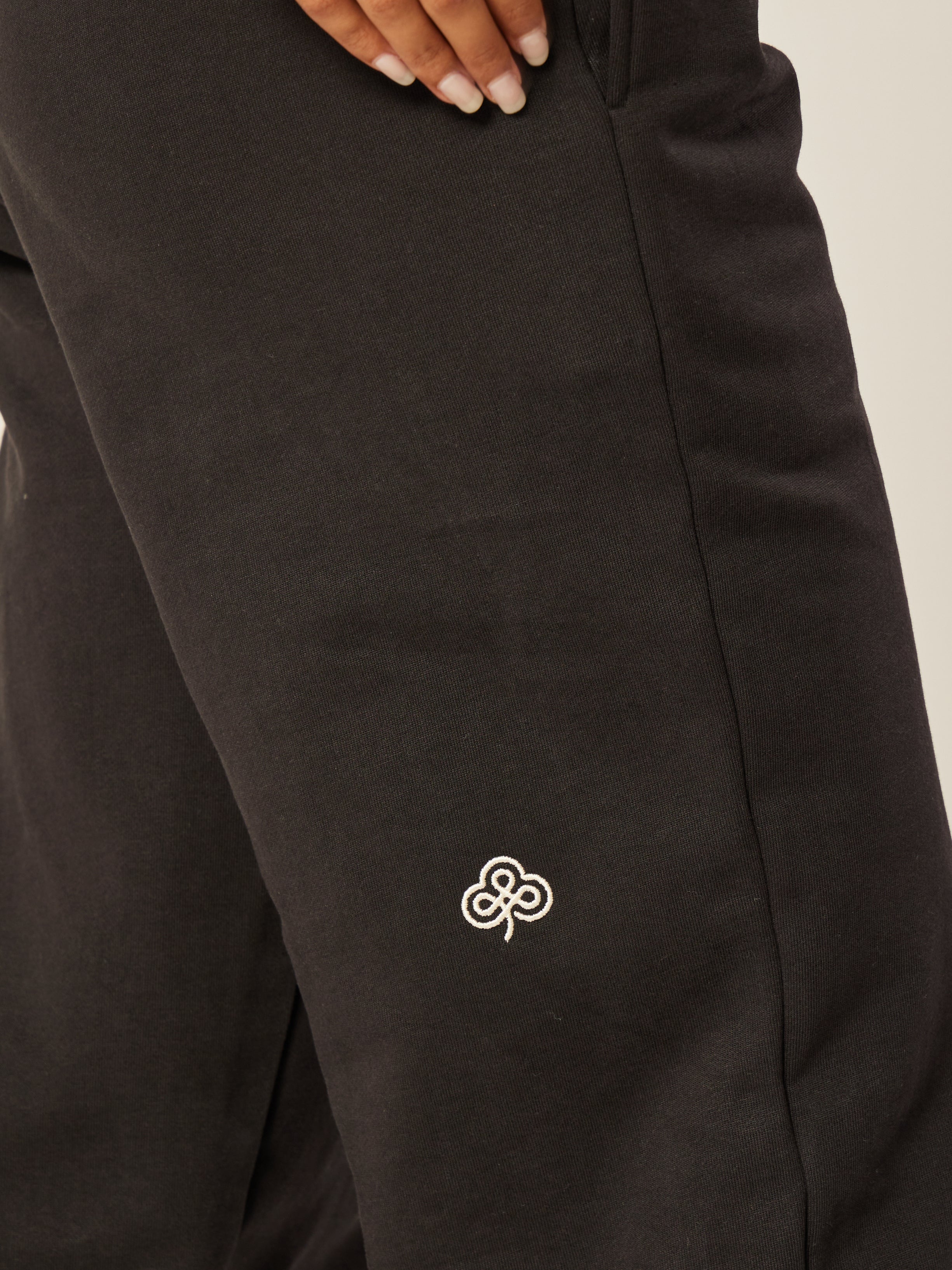 Born to Serve Aces Sweatpants
