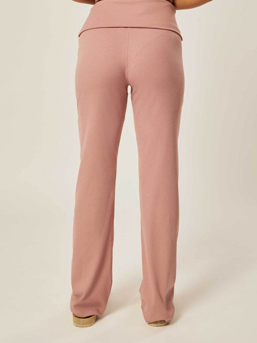 Elevate Essential Everyday Foldover Flare - Mauve