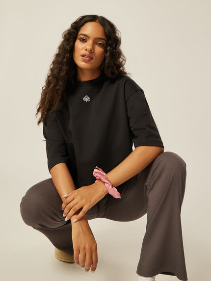 Be Iconic Boxy Cropped Tee