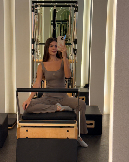 Essential Everyday Scoop-Neck Tank Top - Stone