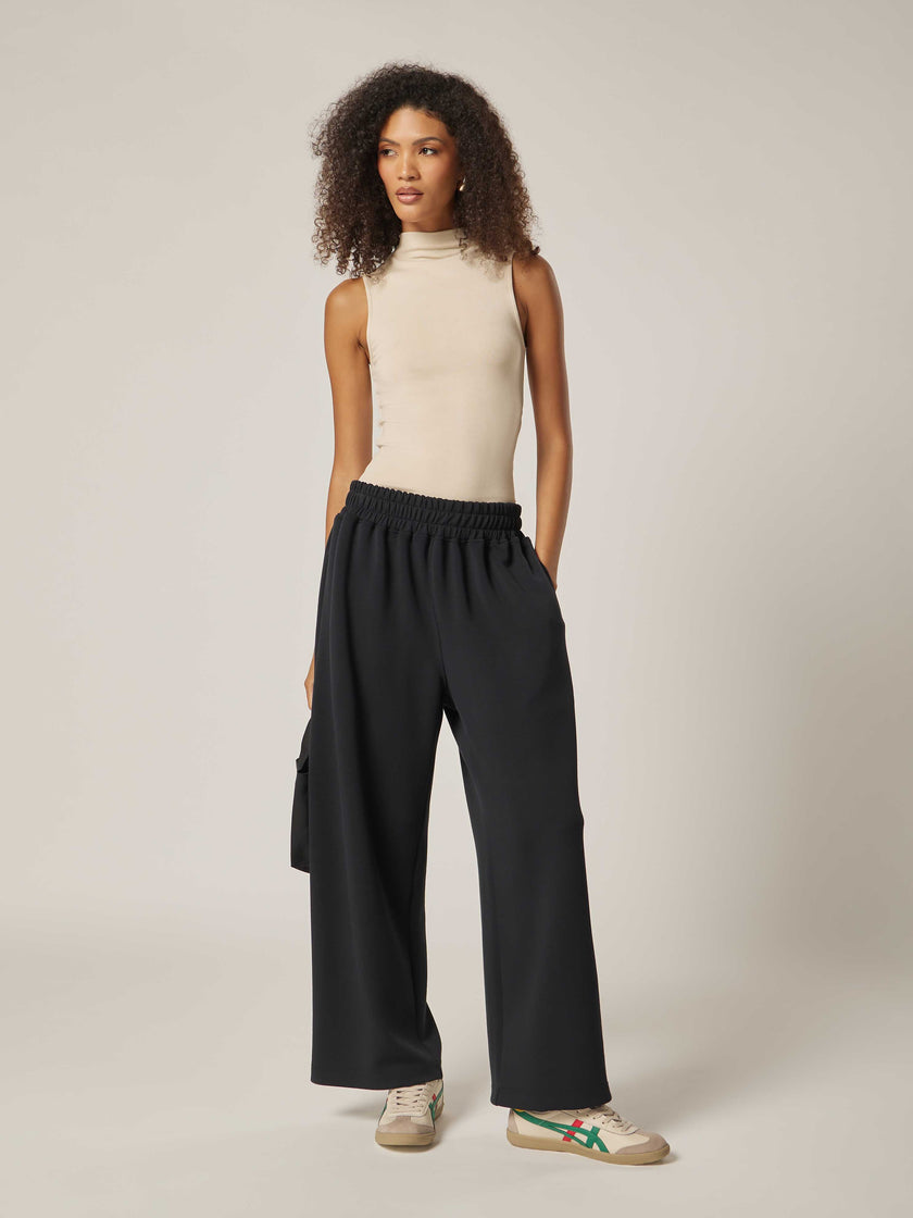 Elevate Essential Statement Wide-Leg Pants - Black