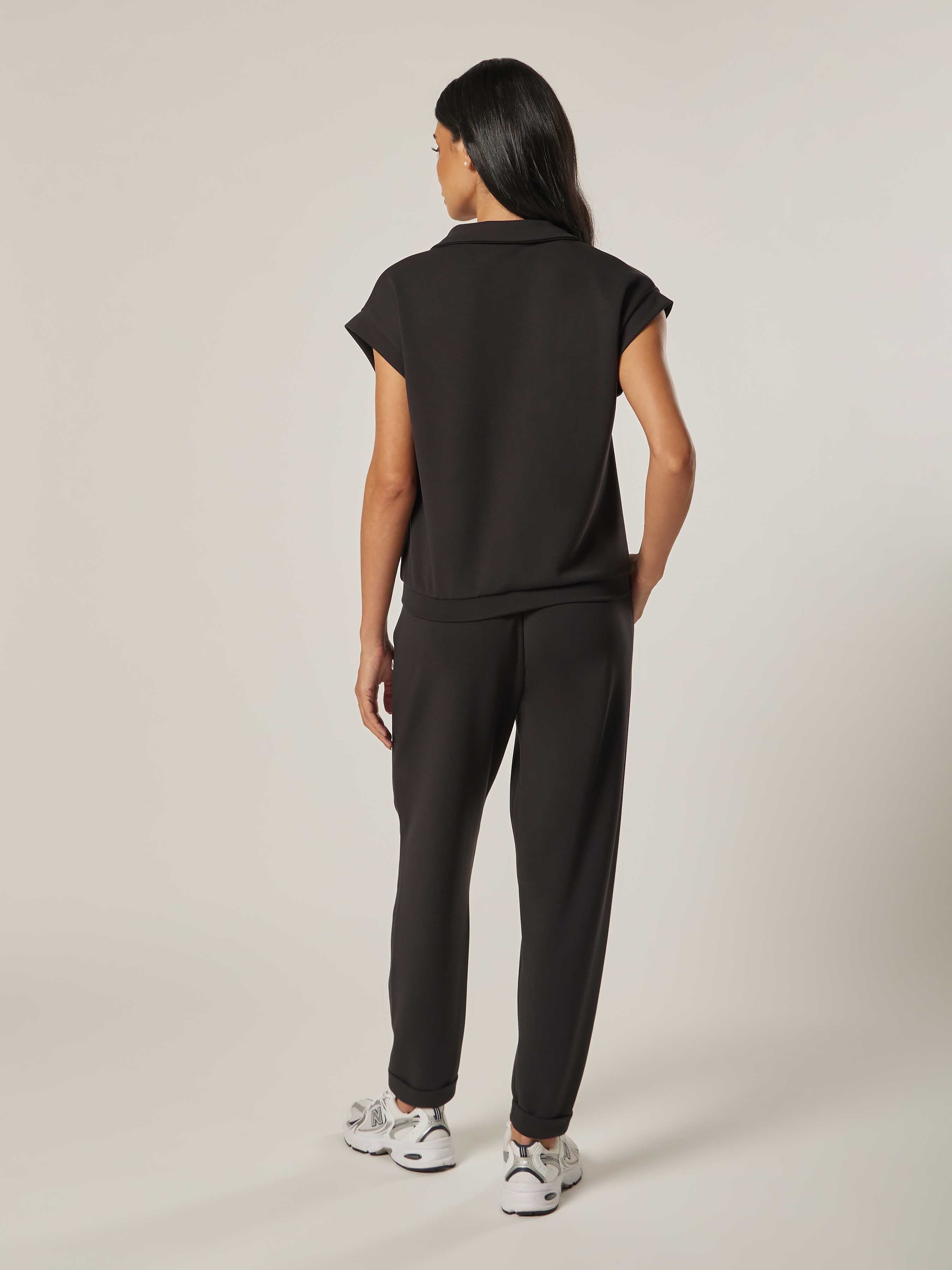 Elevate Essential Tapered Pants