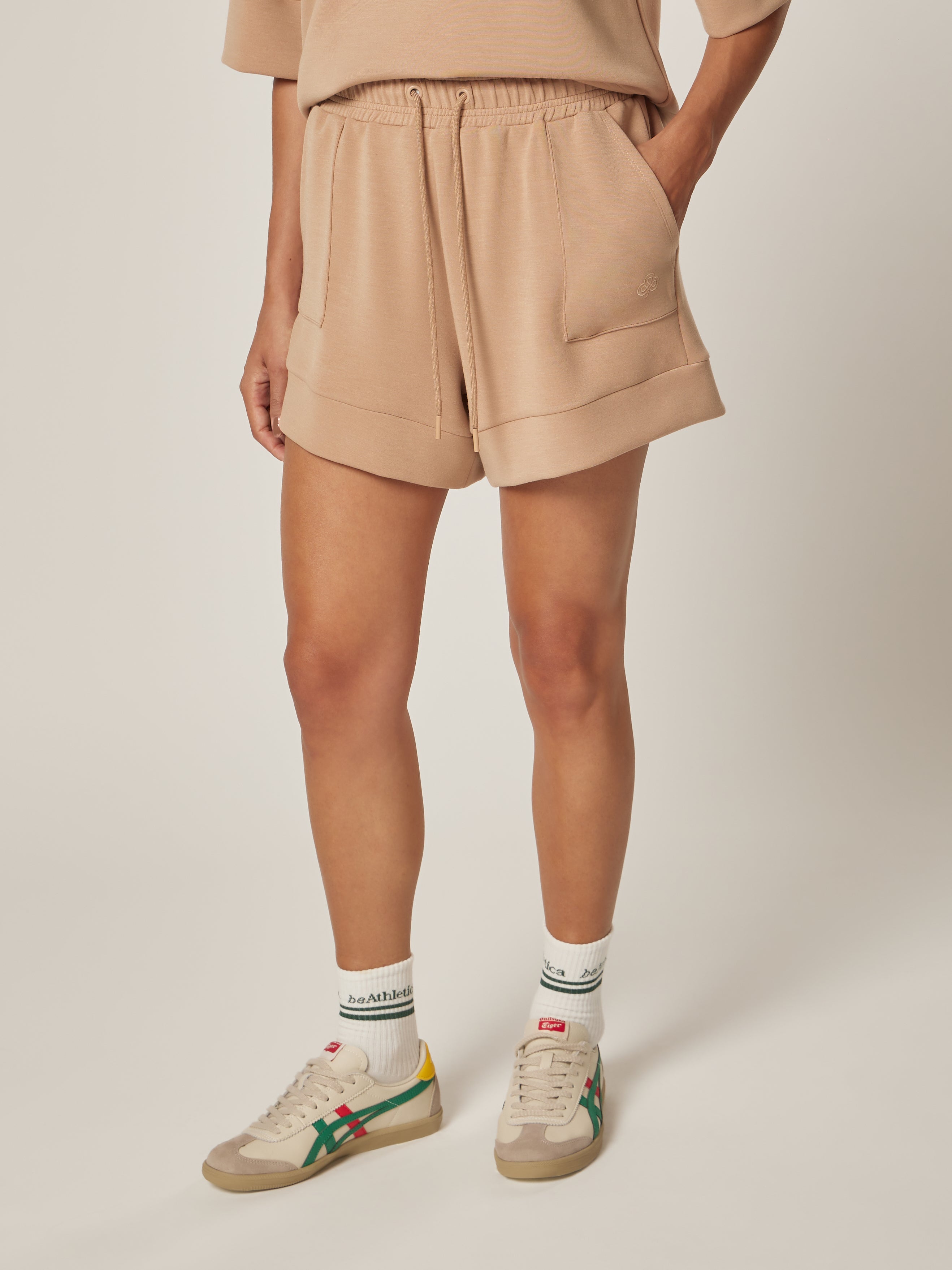 Elevate Essential Shorts