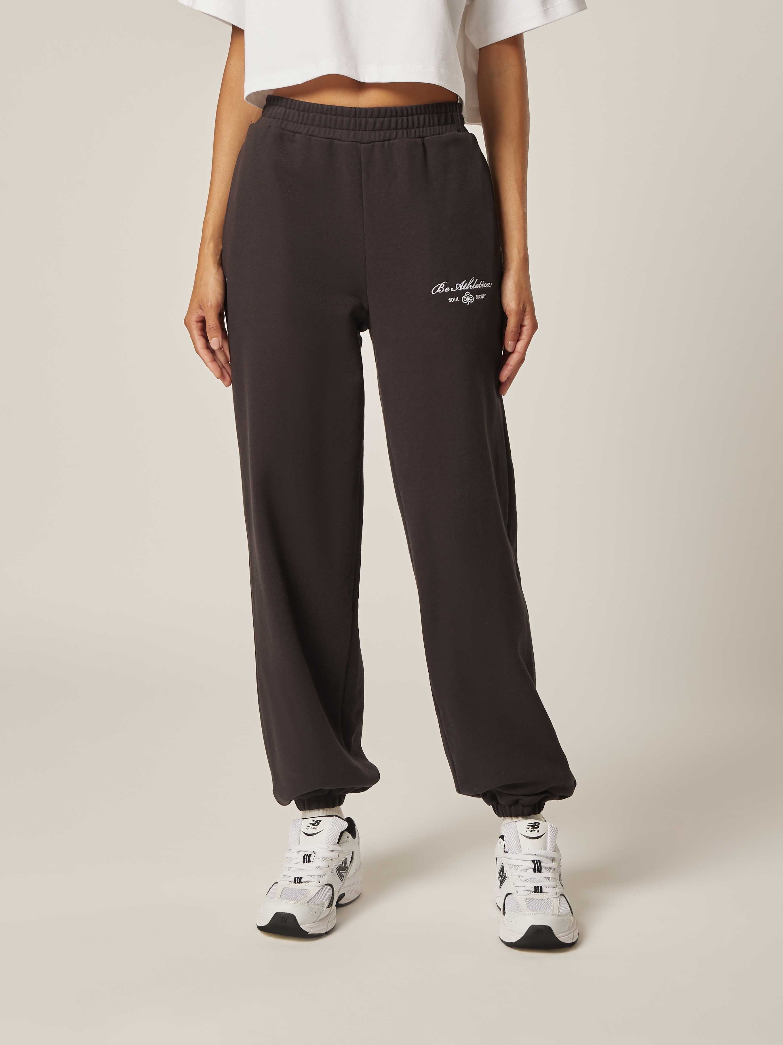 Be Defined Sweatpants - Black