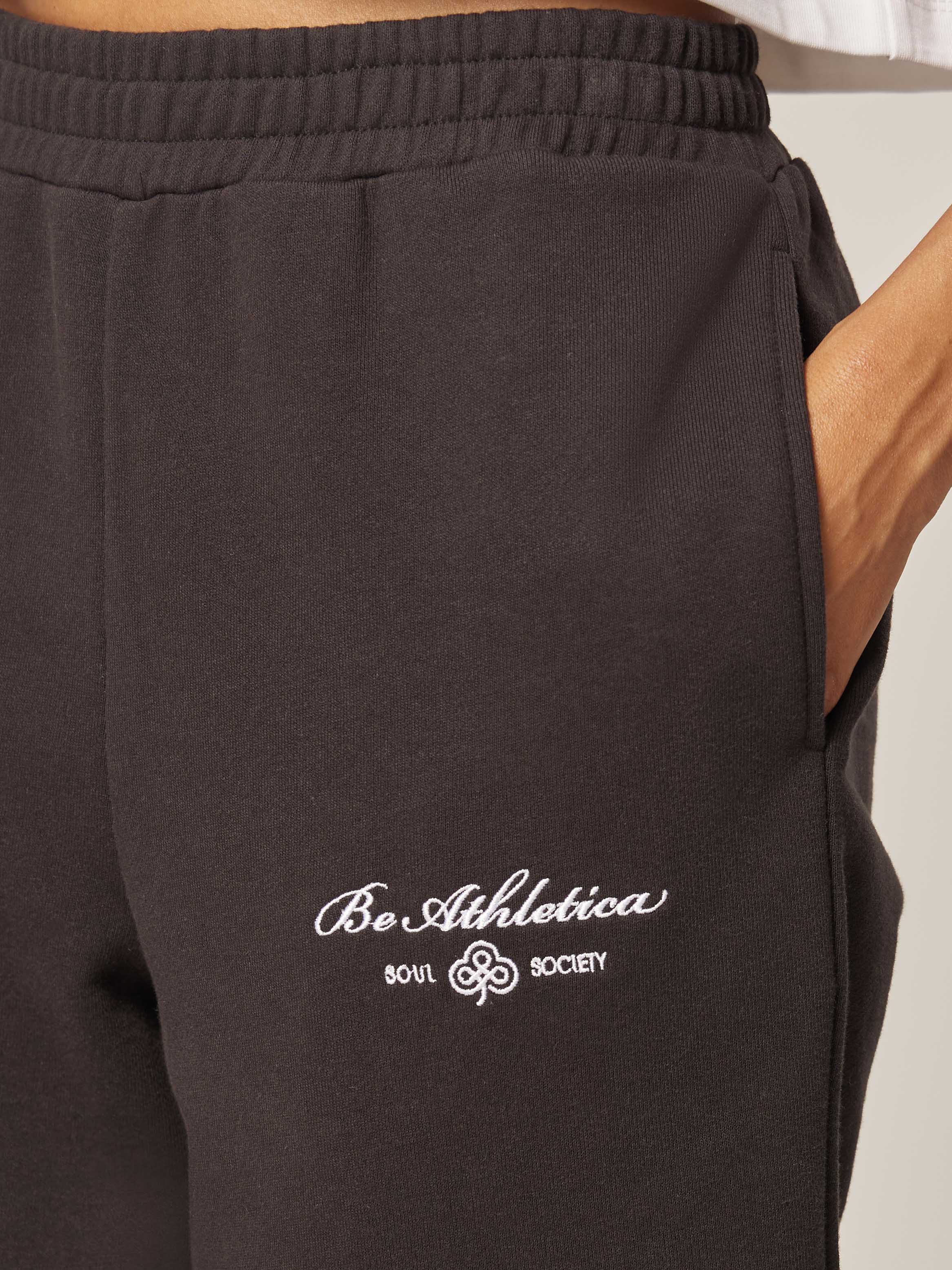 Be Defined Sweatpants - Black